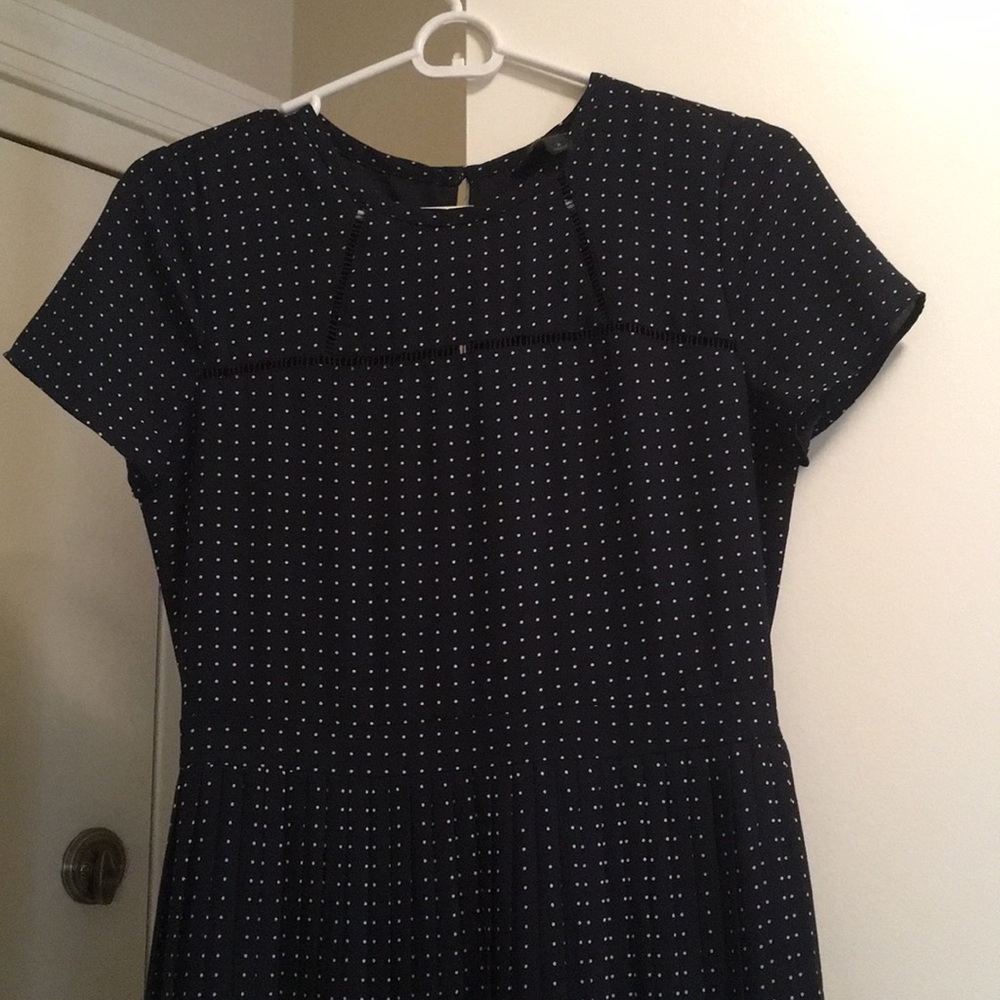 Women’s Sz 2 Banana Republic Navy/White Dress